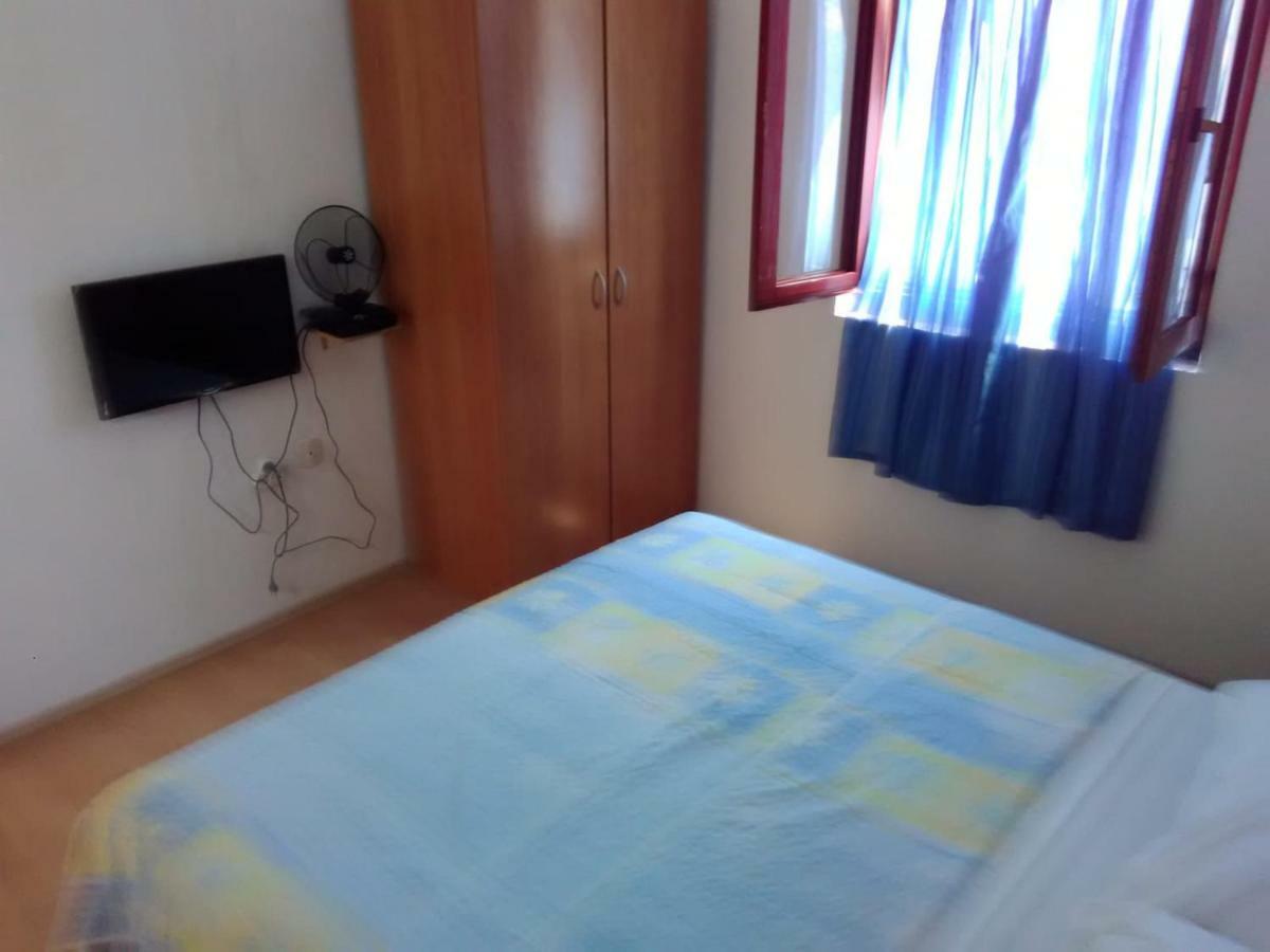 Apartmani Kovacic Murter Eksteriør bilde